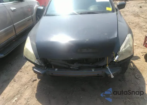 2005 Honda Accord 2.4 Ex из США, поврежденный, VIN 1HGCM56875A060131